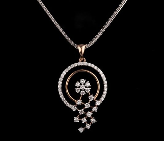 diamond-pendants-set