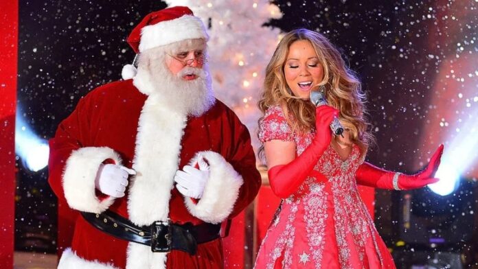 perfect-christmas-songs-for-family-and-friends